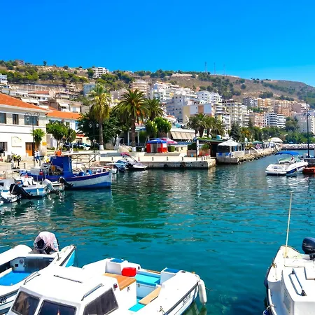 Apartment Sea View Deluxe Sarandë